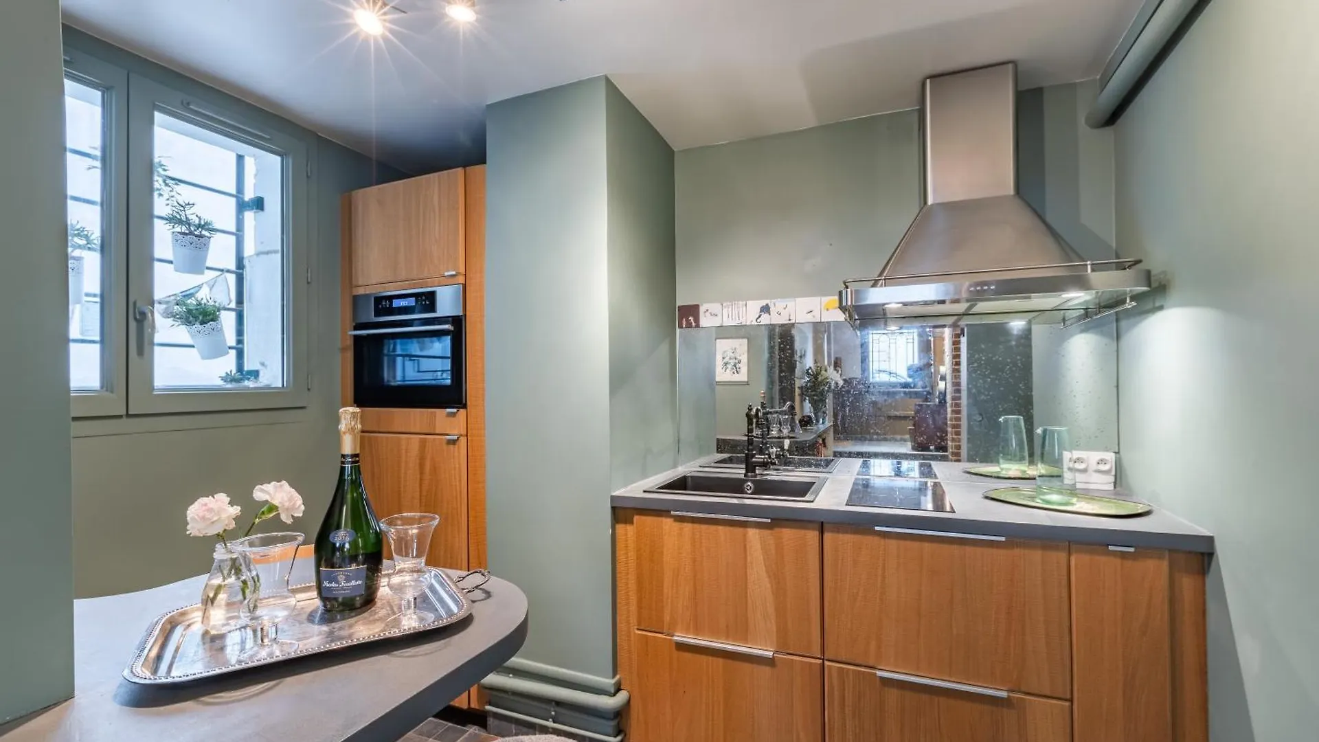 Spacieux Appartement Paris 17Eme - Batignolles Apartment